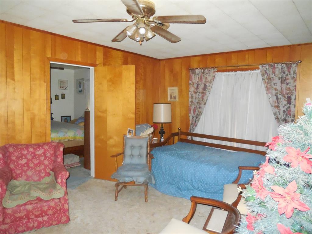 610 W Main Street - Photo 2