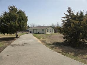 1001 N Atkins Drive - Photo 2