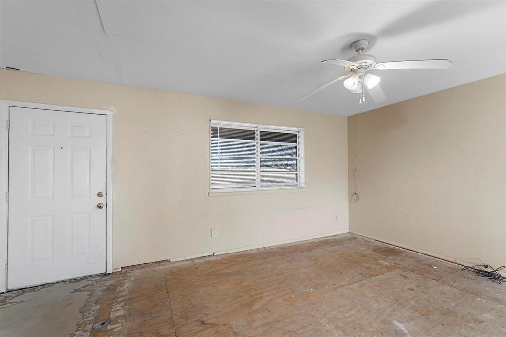 1603 State Highway 78 S - Photo 24