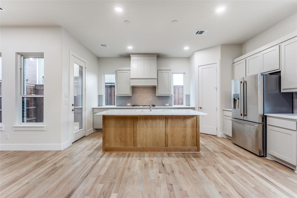 7118 Granada Place - Photo 10