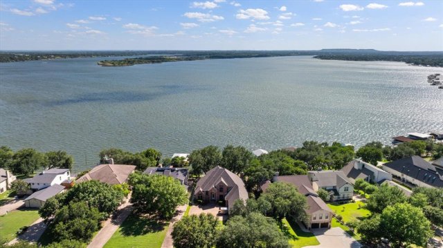 5202 Comanche Vista Trail