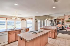 9051 Fm 205 - Photo 6
