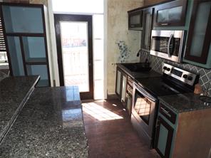 112 S Austin - Photo 38