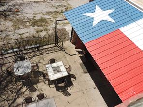 114 S Austin - Photo 8