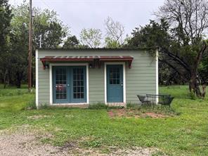 110 County Road 4270 - Photo 32