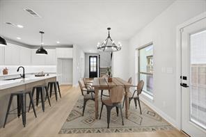 9504 Dahlia Boulevard - Photo 4