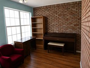 606 W Mulberry Street - Photo 11