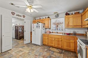 1393 County Road 2250 - Photo 11