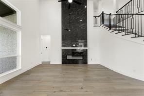 4717 Allende - Photo 6
