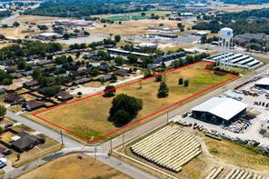 2301 Mangum Street - Photo 2