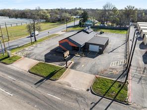 2400 Woodlawn Boulevard - Photo 5