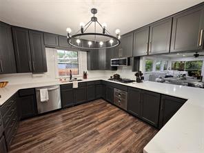 803 Lakeview Drive - Photo 10