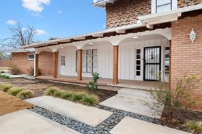 803 Lakeview Drive - Photo 3