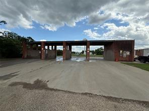 1201 W Dallas Avenue - Photo 2
