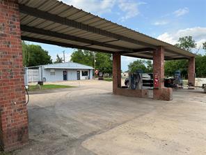 1201 W Dallas Avenue - Photo 29