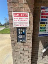 1201 W Dallas Avenue - Photo 34