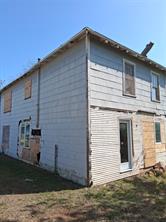 208 E 4th Street - Photo 2