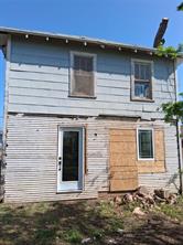 208 E 4th Street - Photo 3