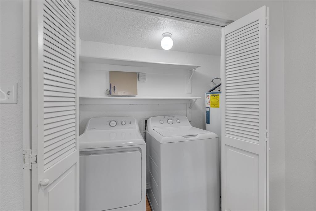 6026 Stoneybrook Drive - Photo 4