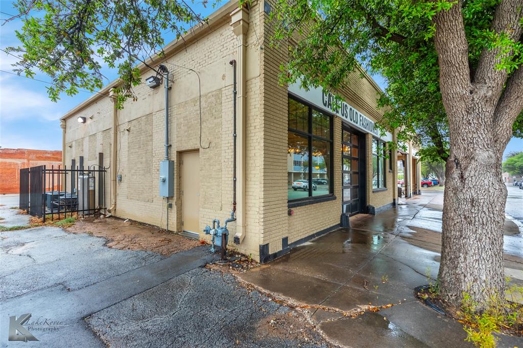 382 Chestnut Street - Photo 8