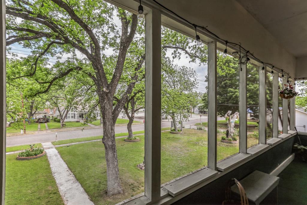 203 W Commerce Street - Photo 31