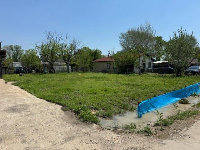 485 Russell Drive - Photo 1