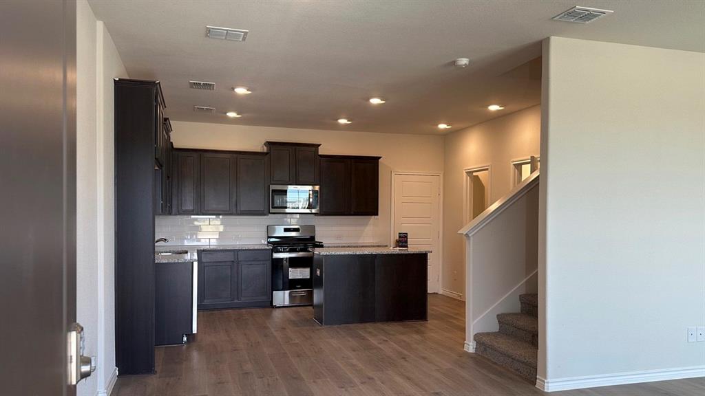 1320 Kimzey Street - Photo 2