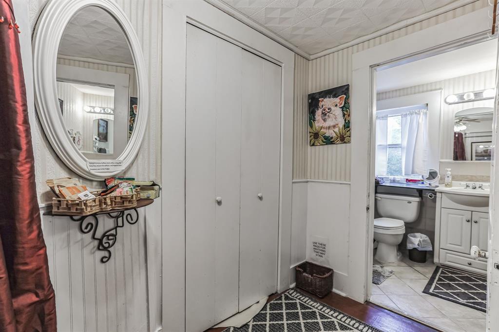 203 W Commerce St - Photo 23