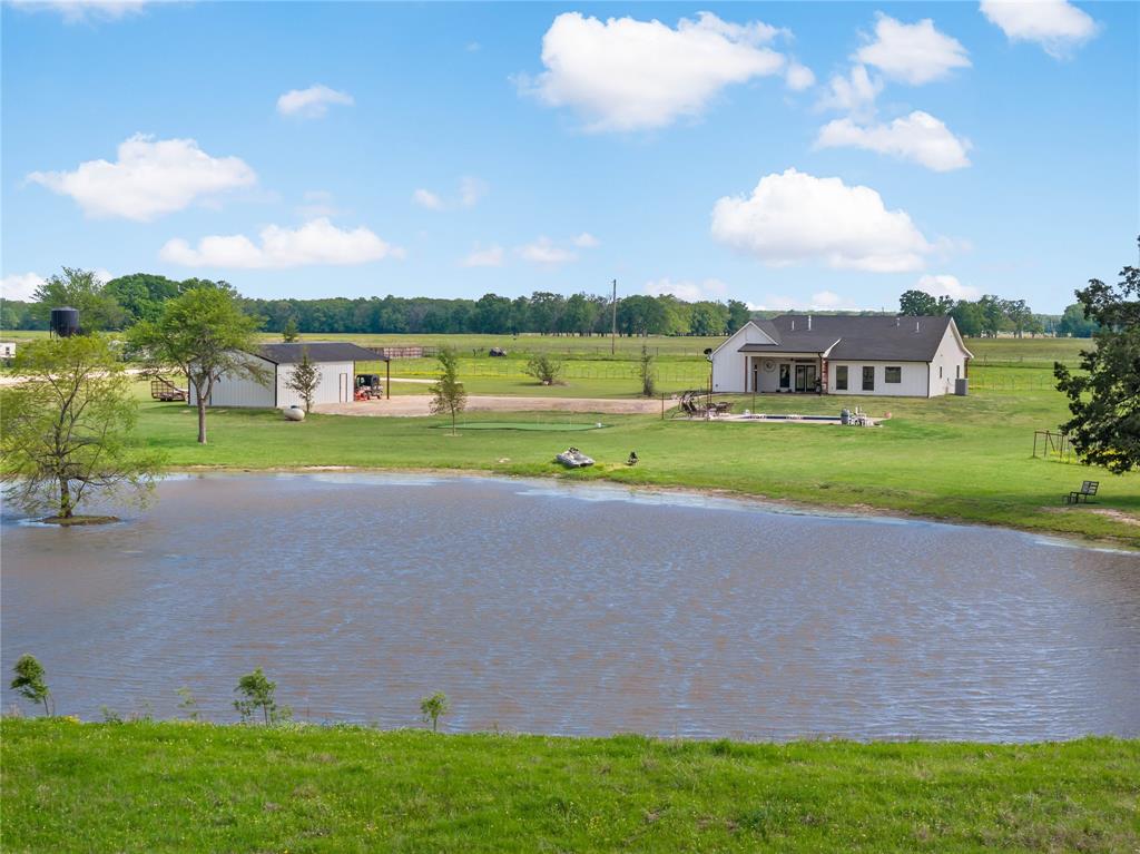 633 County Road 44550 - Photo 4