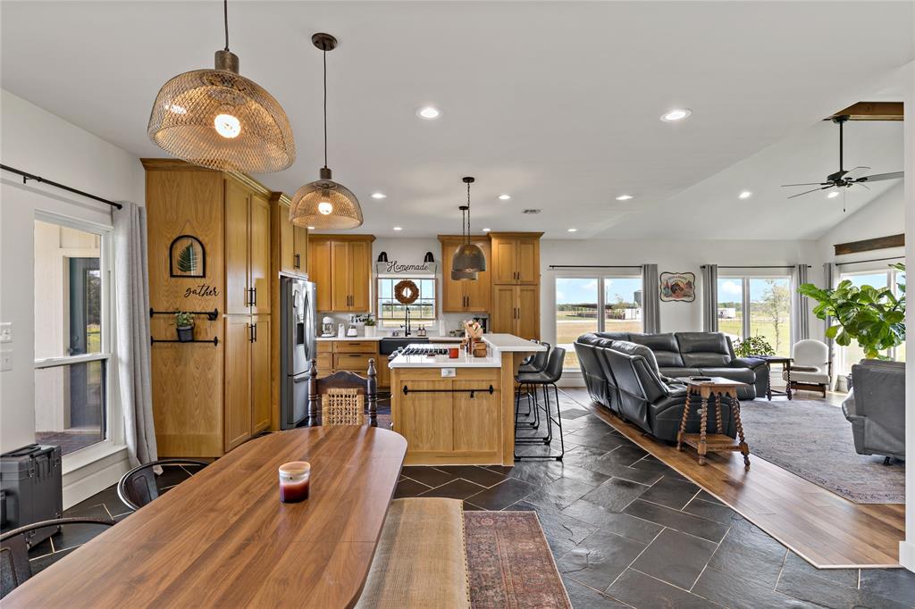 633 County Road 44550 - Photo 6