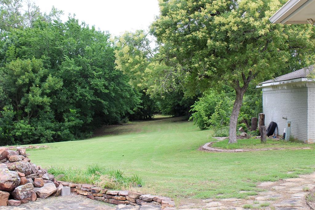 7650 Shade Tree Lane - Photo 15