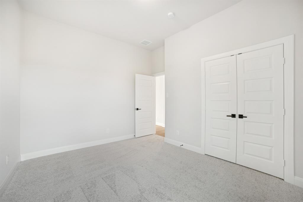 9604 Talia Boulevard - Photo 23