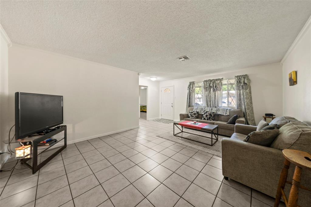 1001 N 57 th Street - Photo 3