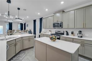 11221 Camelot Court - Photo 9