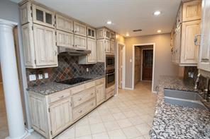 1305 Cliff Drive - Photo 11