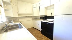 2621 N Locust Street - Photo 12