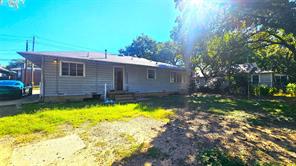 2621 N Locust Street - Photo 26