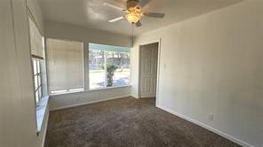 2621 N Locust Street - Photo 9
