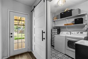 4040 Carolyn Road - Photo 15