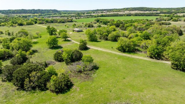 269 Private Road 2362