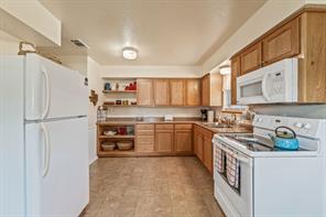 269 Private Road 2362 - Photo 14