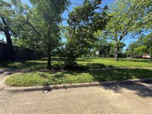 1838 Akron Street - Photo 3