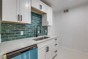 8109 Skillman Street - Photo 10