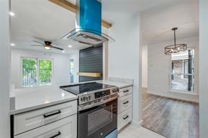 8109 Skillman Street - Photo 5