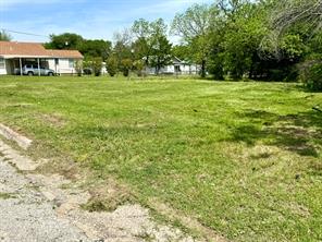 205 W Houston Street - Photo 11