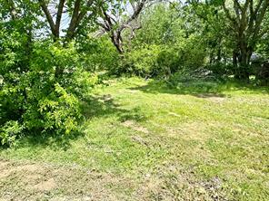 205 W Houston Street - Photo 9