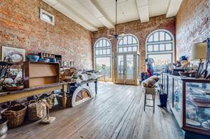 115 S Jefferson Street - Photo 4
