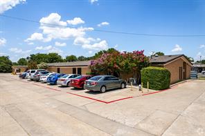 2229 N Carroll Boulevard - Photo 4