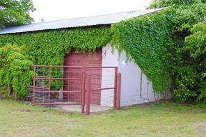2301 Mineral Wells Highway - Photo 9