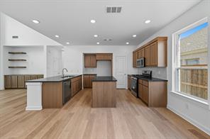 9204 Persimmon Lane - Photo 17